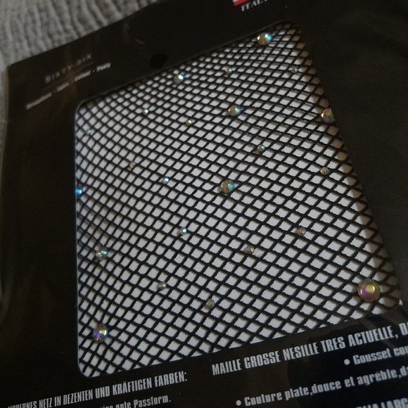 Miss Red Jeweled open fishnet hosiery - Picture 5 of 5